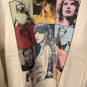 Taylor Swift Eras Tour-Graphic Sweatshirt with Multicolor Portraits